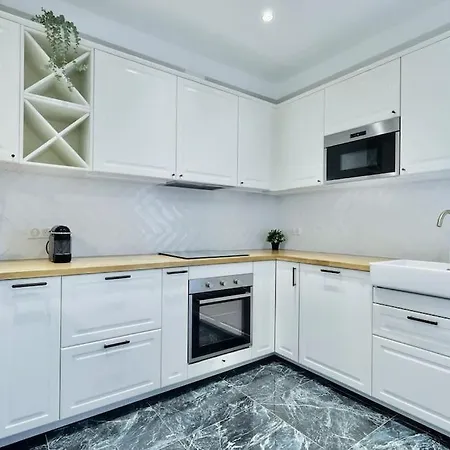 Apartment Magnifique 6p - Auteuil/michel Ange