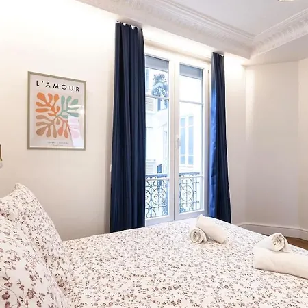 Apartment Magnifique 6p - Auteuil/michel Ange